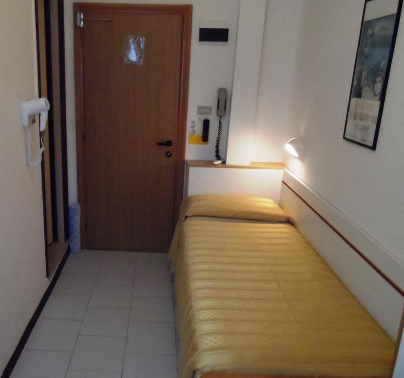 Hotel La Dolce Vita Rimini Zimmer foto